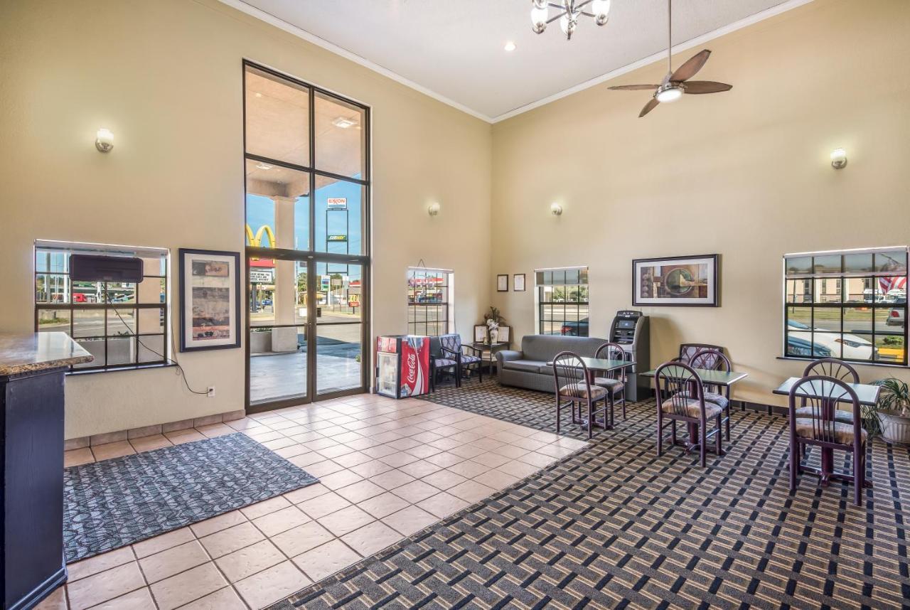 Americas Best Value Inn Arkadelphia Esterno foto