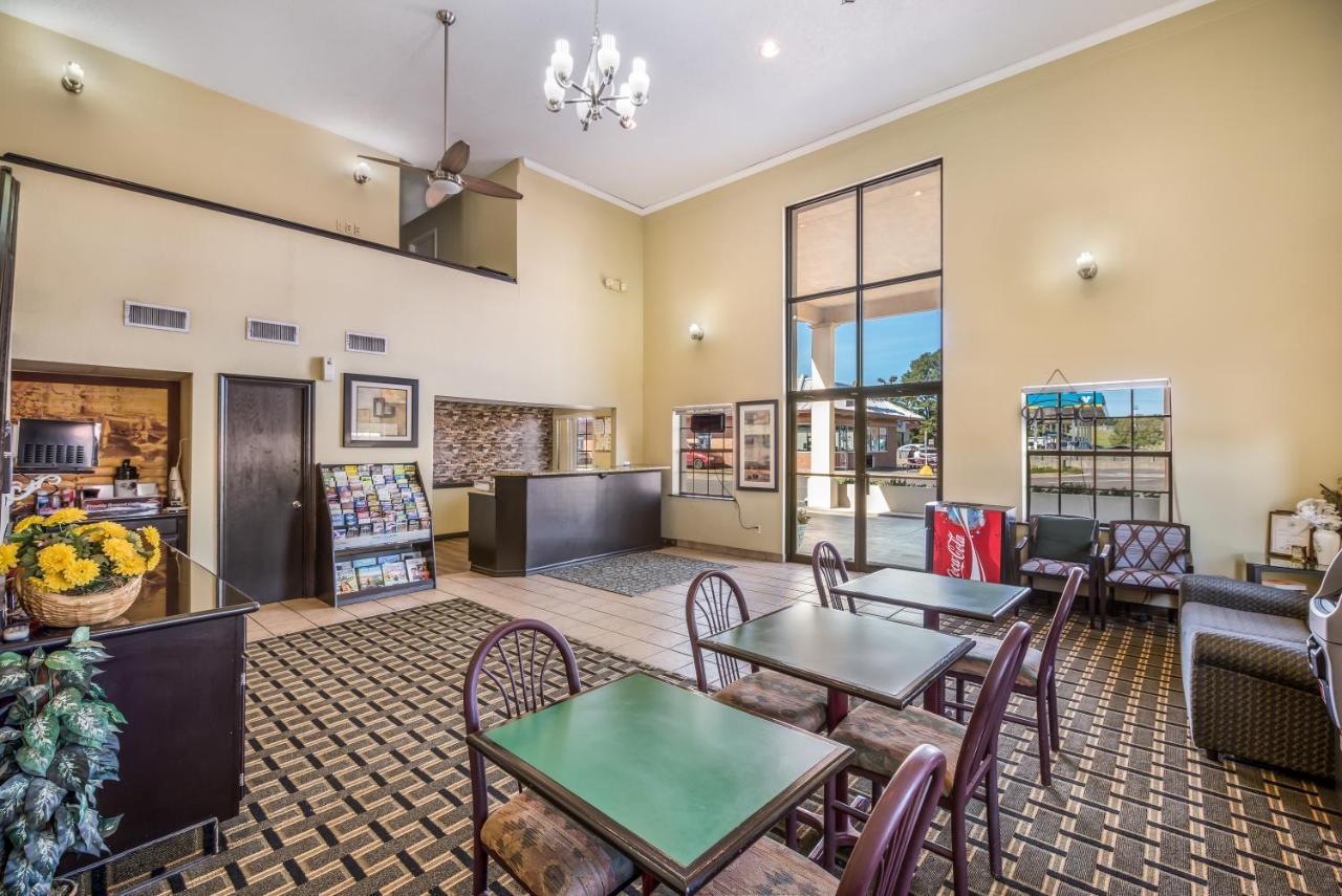 Americas Best Value Inn Arkadelphia Esterno foto